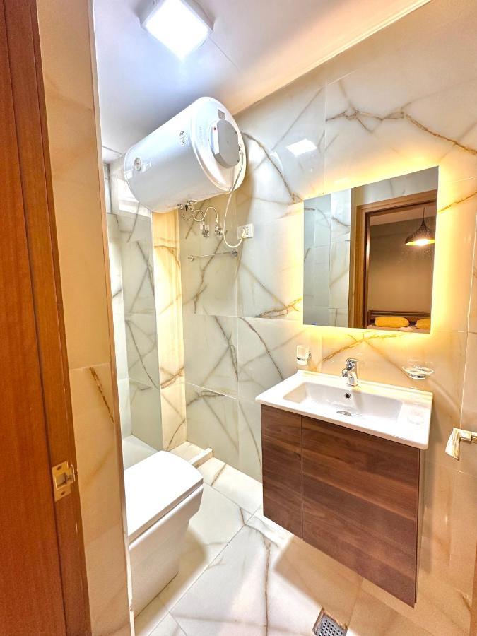 Central Inn Home Tirana Extérieur photo