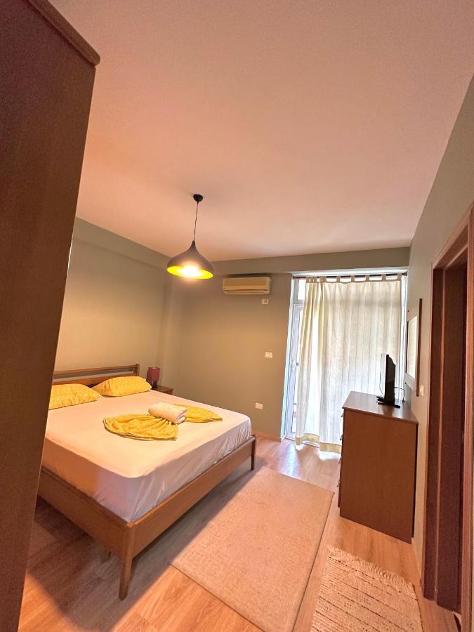 Central Inn Home Tirana Extérieur photo